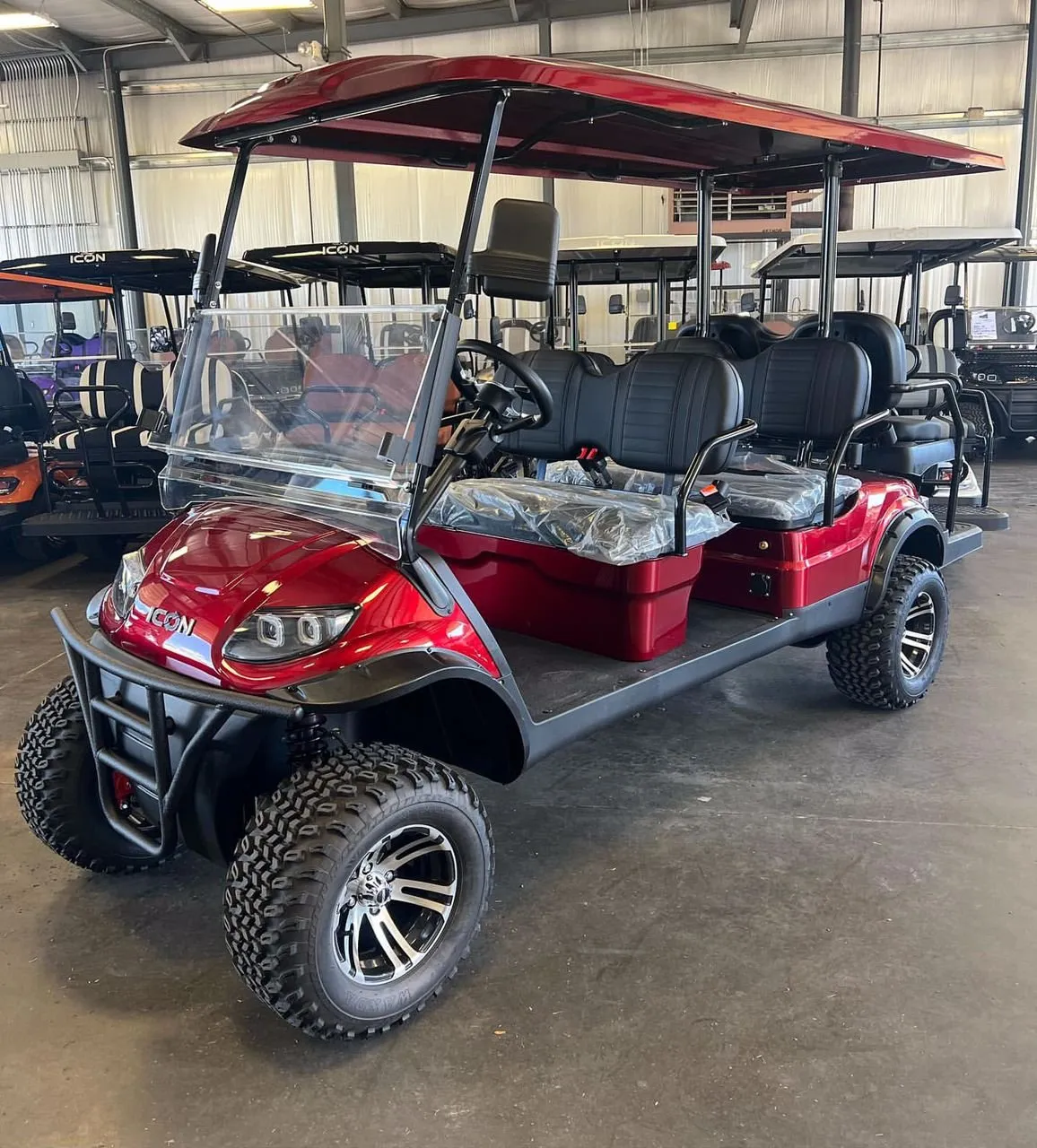 2022 ICON i60L Electric LIMO Golf Cart!