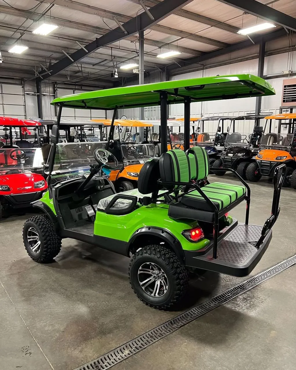 2023 ICON i40L LSV Electric Golf Cart!