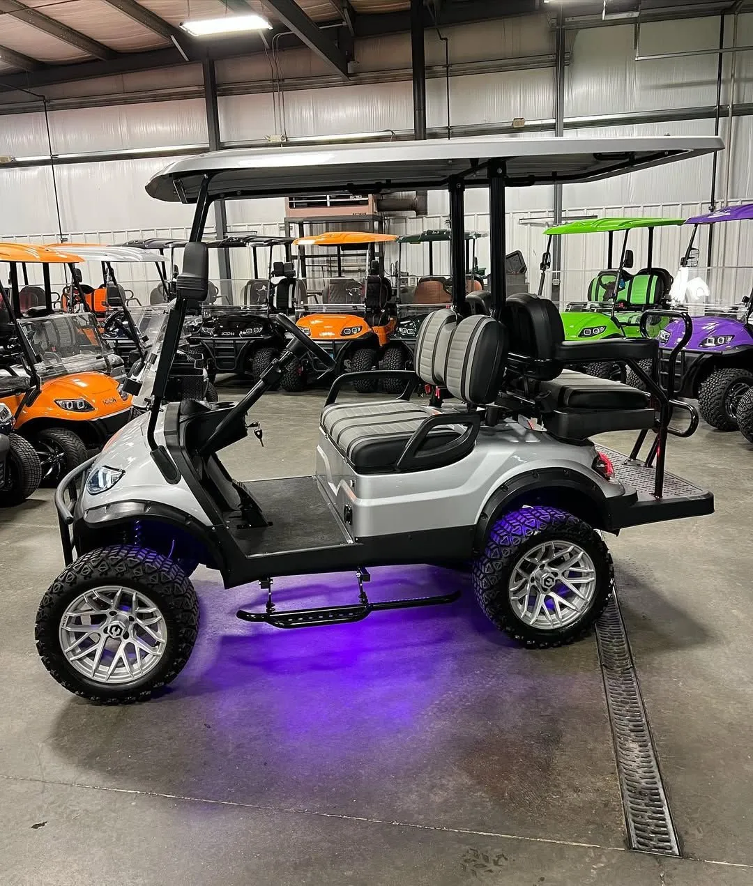 2023 ICON i40L LSV Electric Golf Cart!
