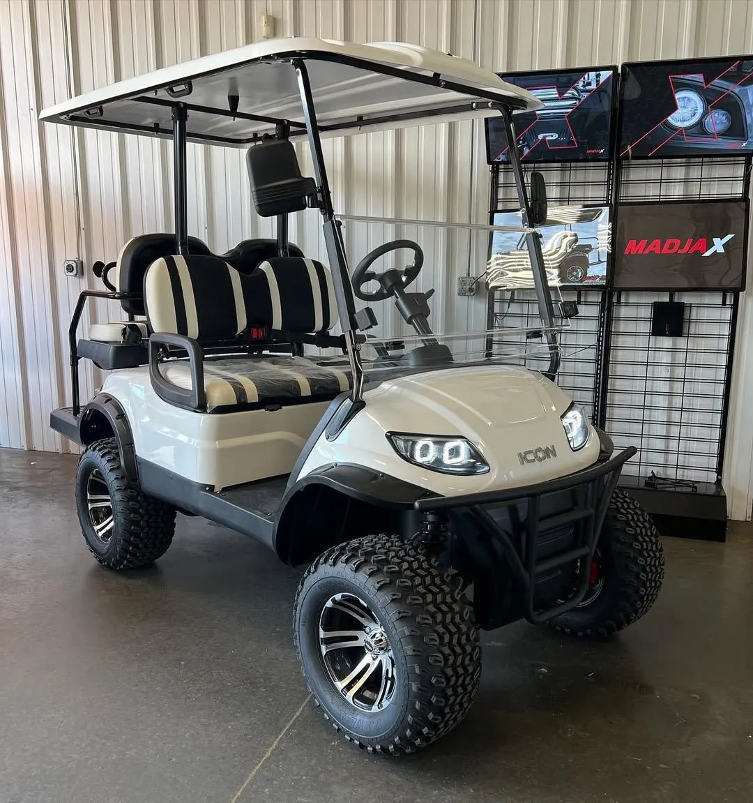 ICON i40L LSV Electric Golf Cart!